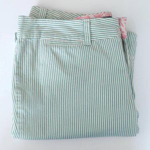 Bermuda shorts white and green striped